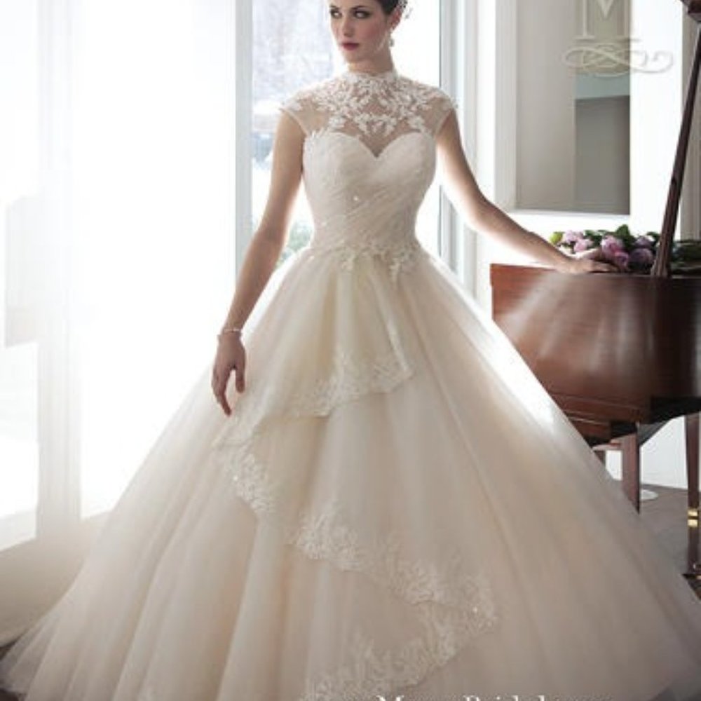 Mary's Bridal size 8, white